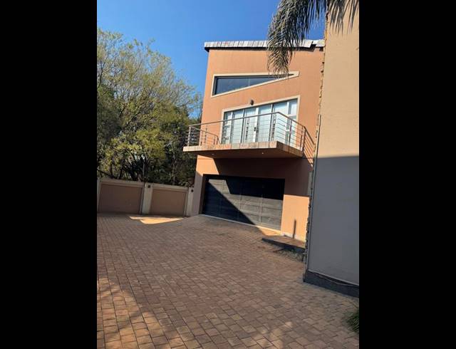 3 BEDROOM HOUSE FOR SALE IN GHOLFSIG